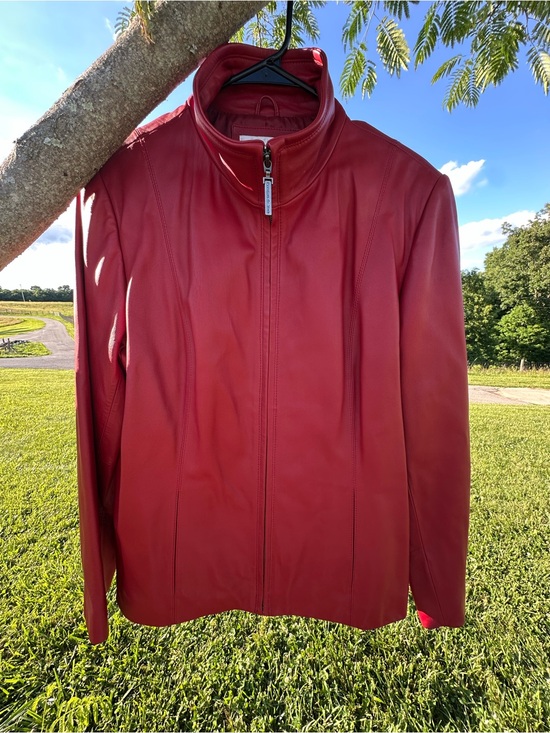 Preston & York Jackets & Blazers - Women’s Red butter soft Lambskin
Leather Zip-Front Jacket- like new-Large